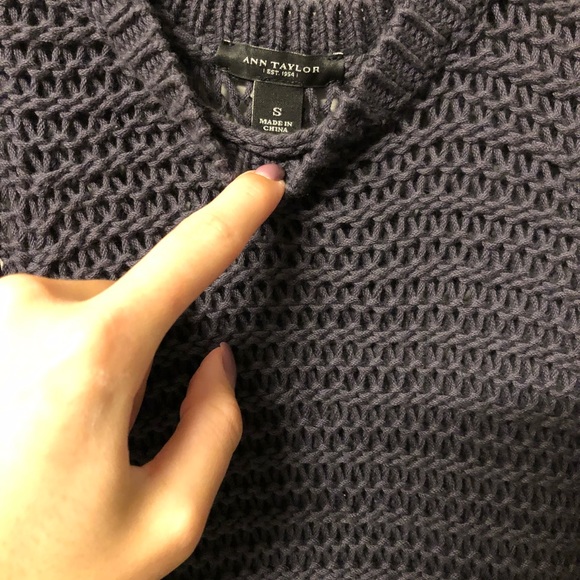 ANN TAYLOR crochet tank - Picture 2 of 2